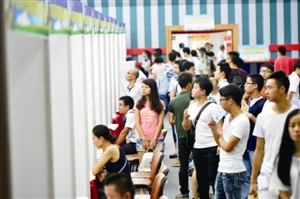 应届生签用工合同须谨慎